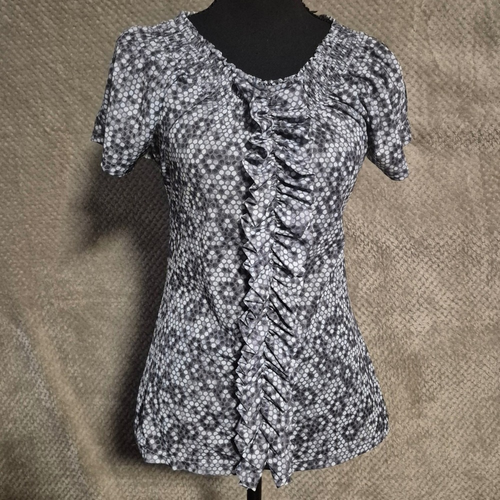 The Limited Grey White Geometric Ruffle Front Short Sleeve Blouse Small